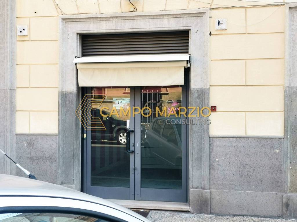 negozio in vendita a Roma in zona Rione Prati