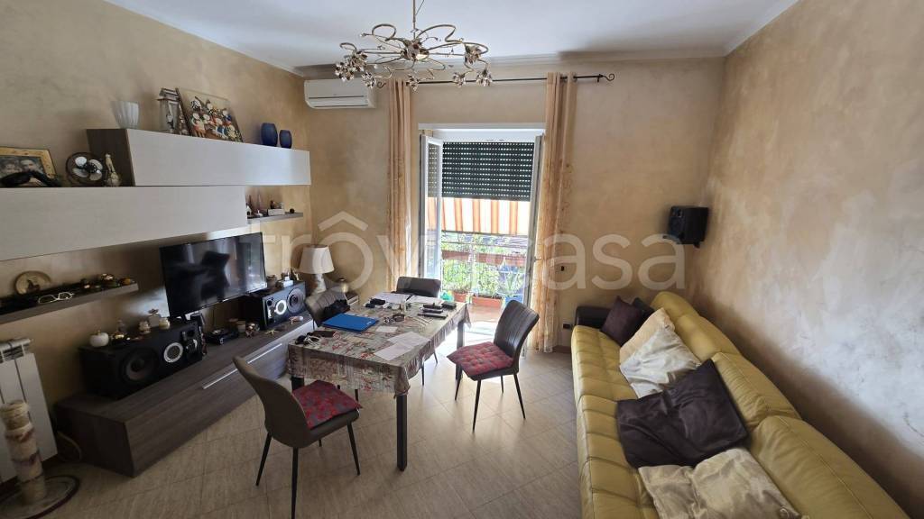 appartamento in vendita a Roma in zona Labaro