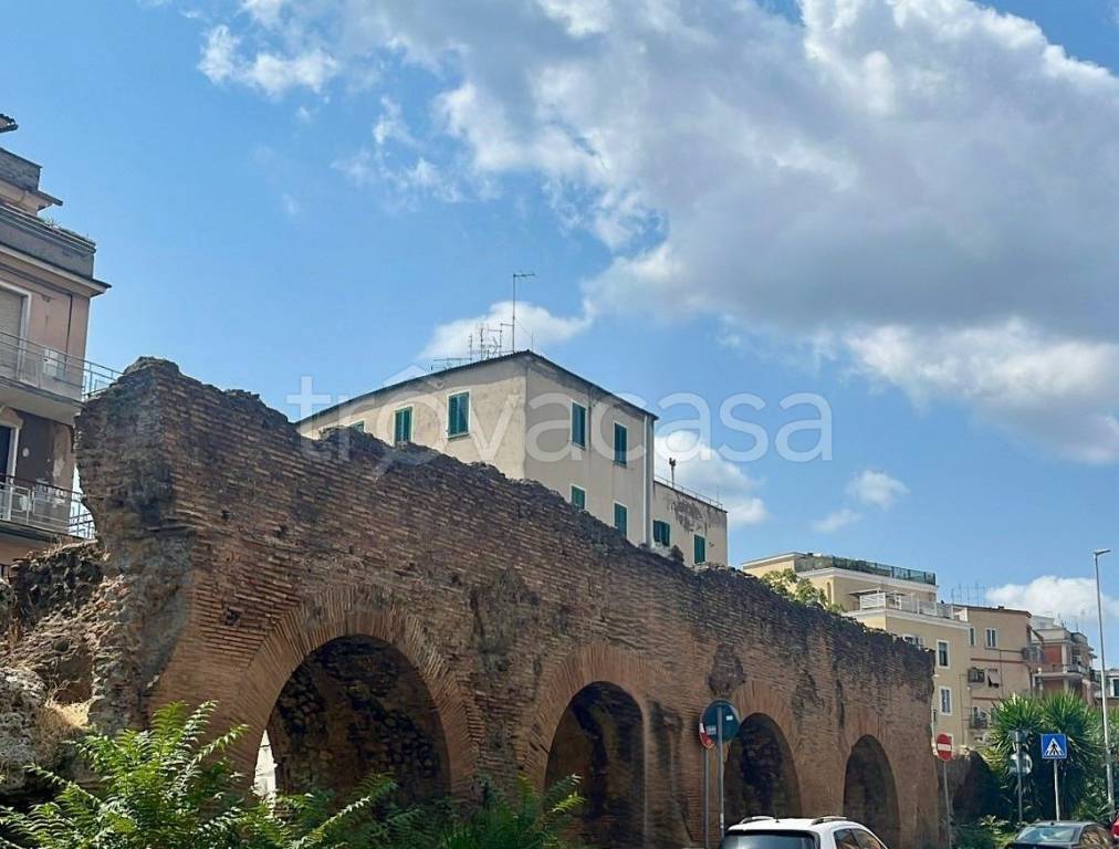 appartamento in vendita a Roma in zona Prenestino-Centocelle