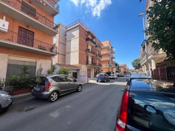 appartamento in vendita a Roma in zona Tor Bella Monaca