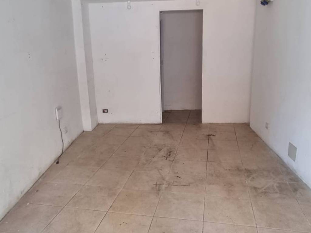 negozio in vendita a Roma in zona Gianicolense
