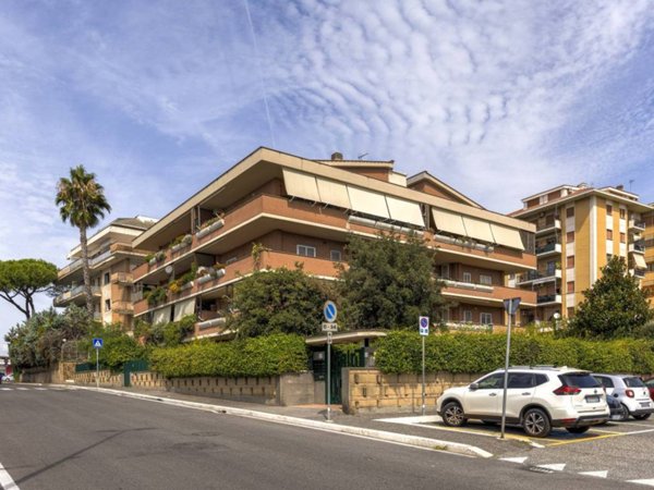 appartamento in vendita a Roma in zona Aurelio