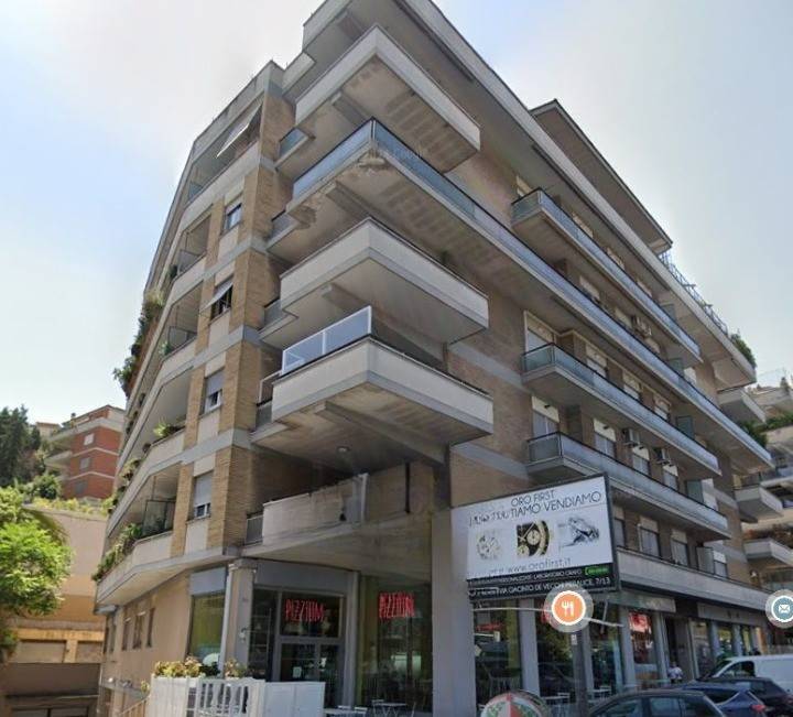 appartamento in vendita a Roma in zona Aurelio
