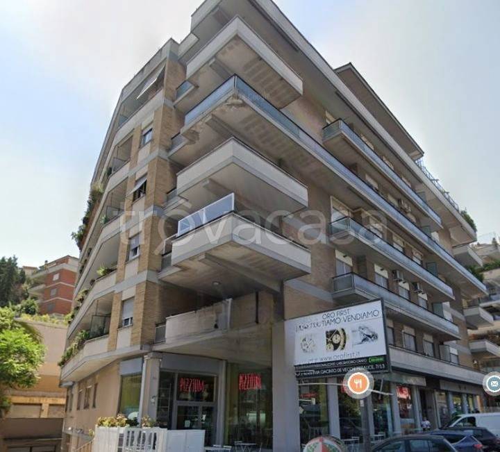appartamento in vendita a Roma in zona Aurelio