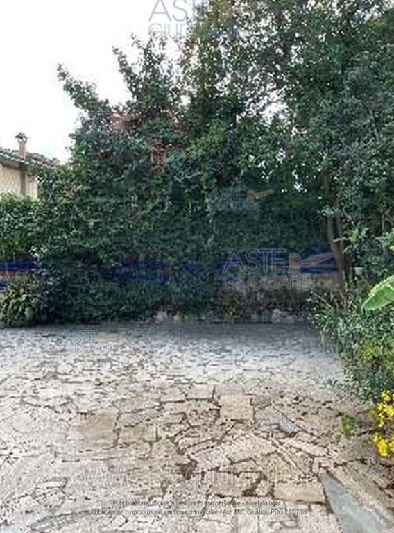 appartamento in vendita a Roma in zona Borghesiana