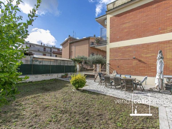 appartamento in vendita a Roma in zona Tor Vergata/Torrenova