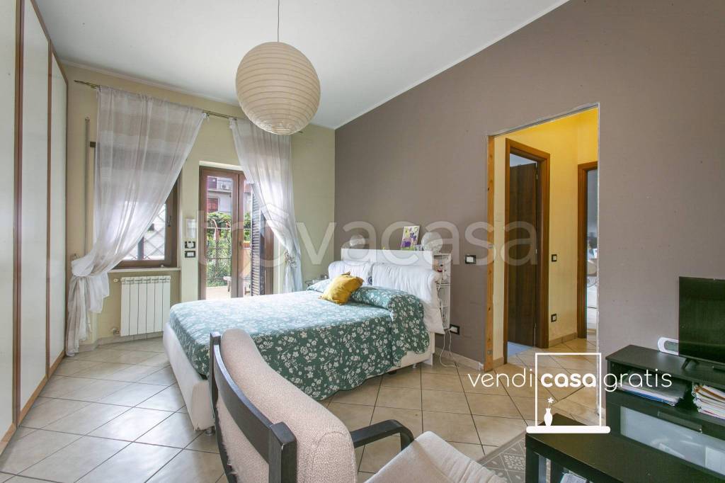 appartamento in vendita a Roma in zona Casal Morena