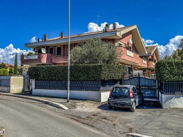 appartamento in vendita a Roma in zona Infernetto