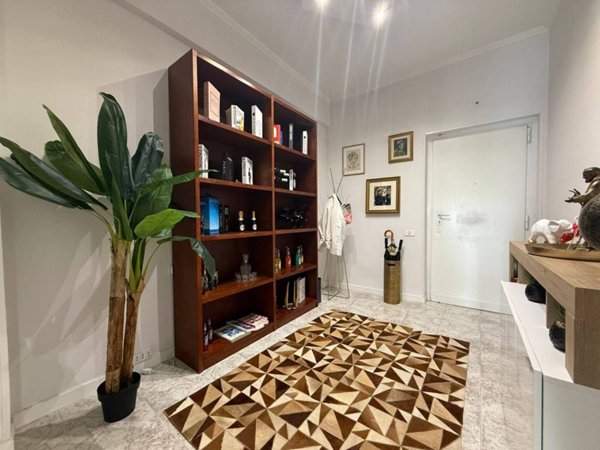 appartamento in vendita a Roma in zona Castel Fusano