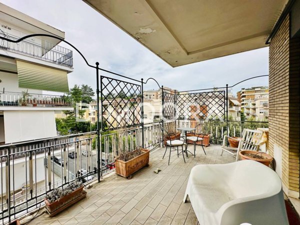 appartamento in vendita a Roma in zona Della Vittoria