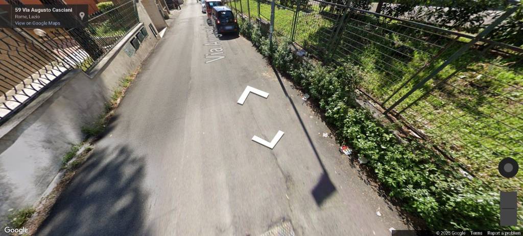 negozio in vendita a Roma in zona Torre Angela