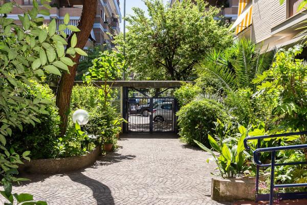 appartamento in vendita a Roma in zona Ostia