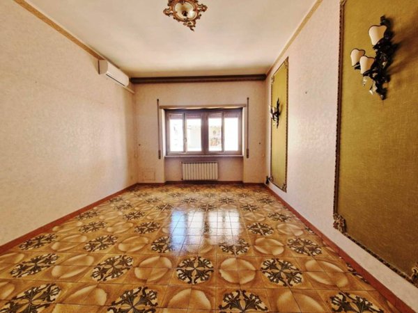 appartamento in vendita a Roma in zona Appio Claudio