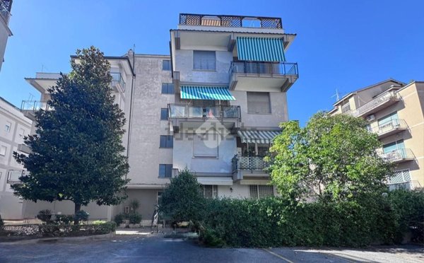 appartamento in vendita a Roma in zona Primavalle