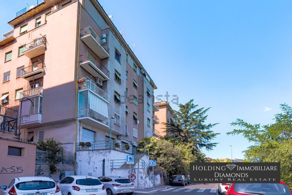 appartamento in vendita a Roma in zona Monte Sacro/Talenti