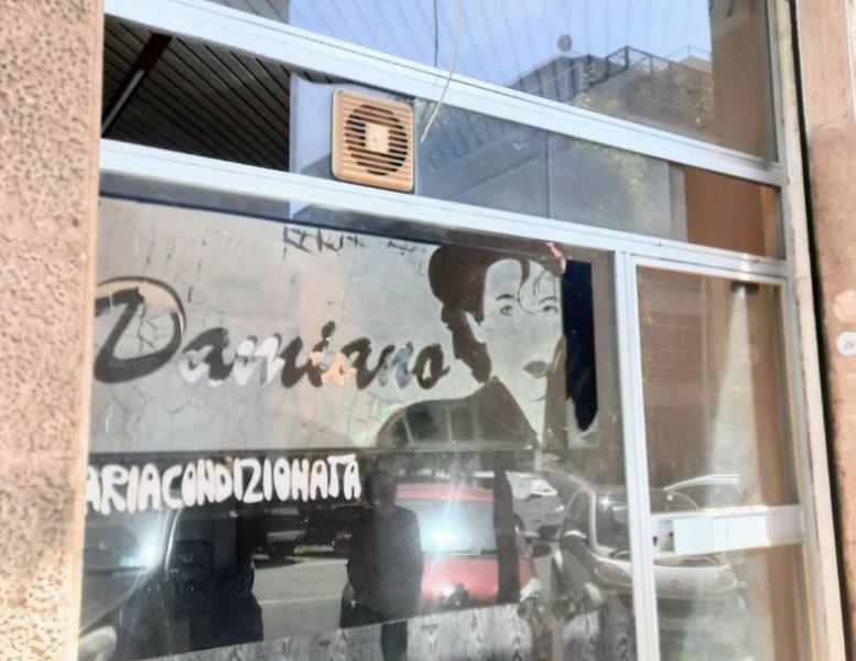 negozio in vendita a Roma in zona Portuense