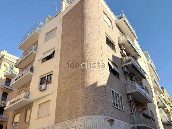appartamento in vendita a Roma in zona Gianicolense