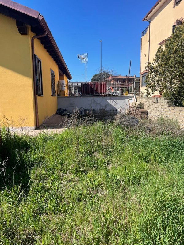 casa indipendente in vendita a Roma in zona Borghesiana