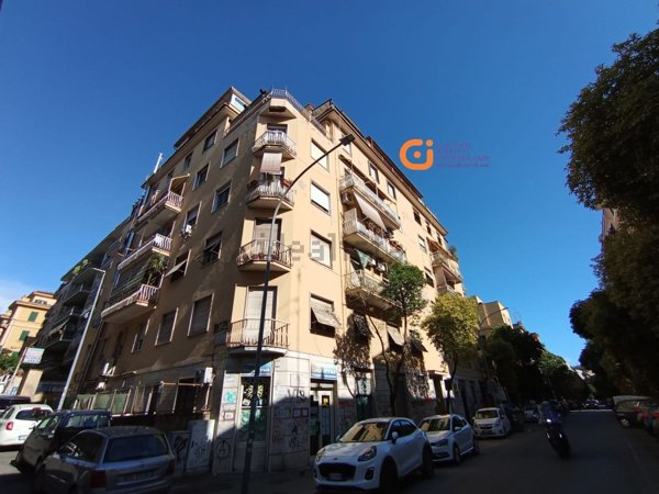 appartamento in vendita a Roma in zona Prenestino-Labicano