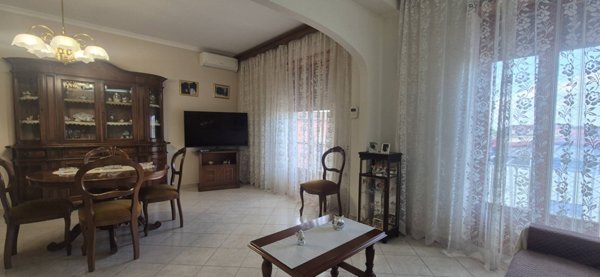 appartamento in vendita a Roma in zona Torre Angela