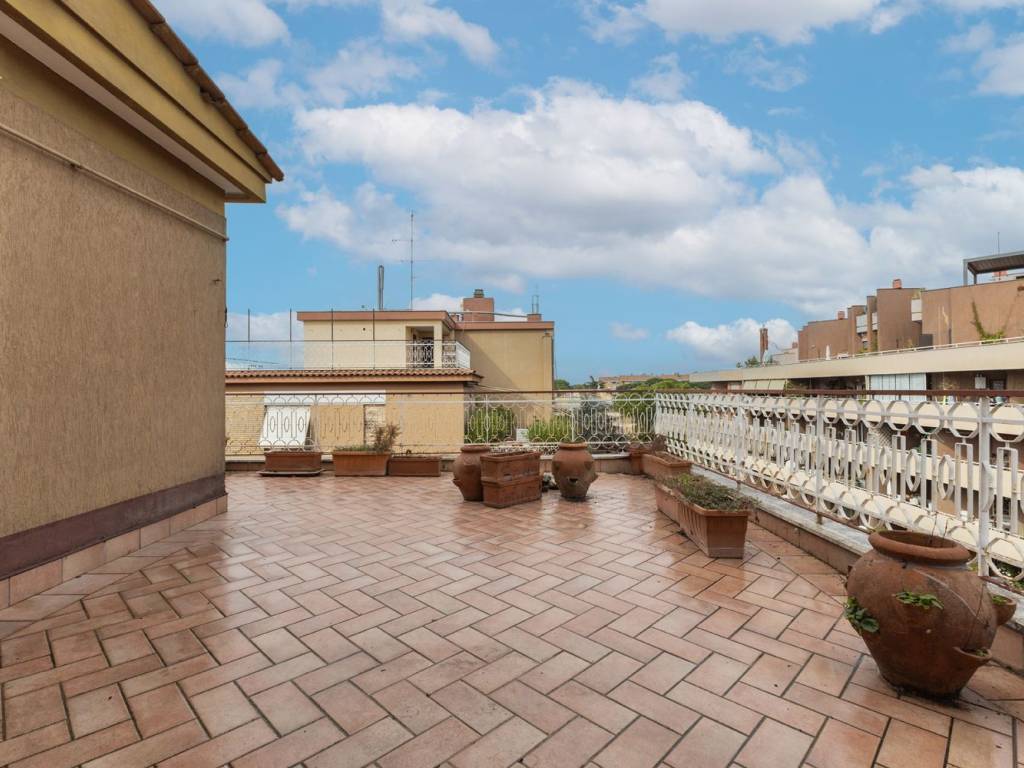 appartamento in vendita a Roma in zona Aurelio