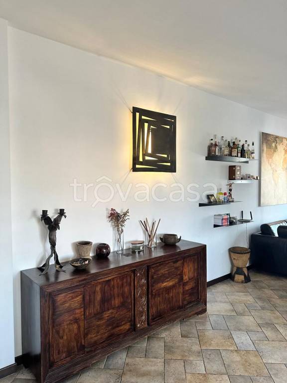 appartamento in vendita a Roma in zona Torre Gaia