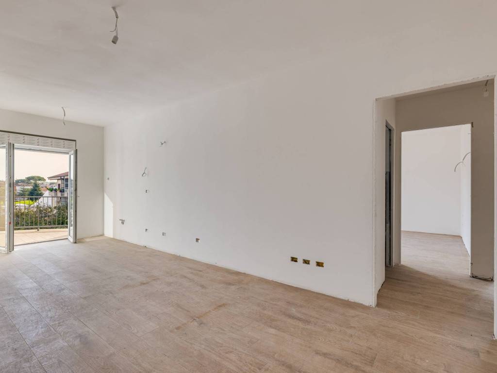 appartamento in vendita a Roma in zona Appio Claudio