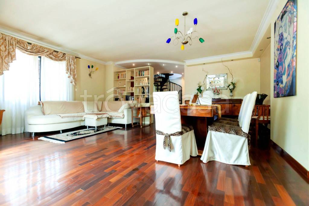 casa indipendente in vendita a Roma in zona Borghesiana