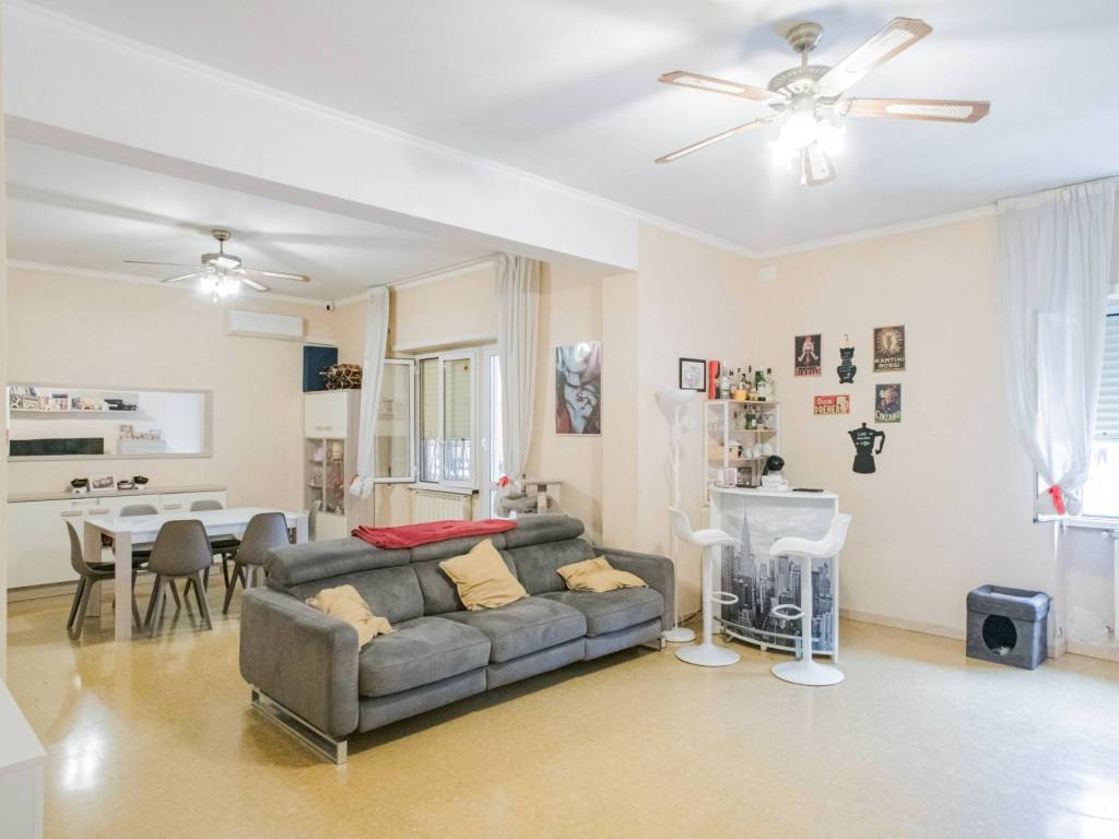 appartamento in vendita a Roma in zona Ostia