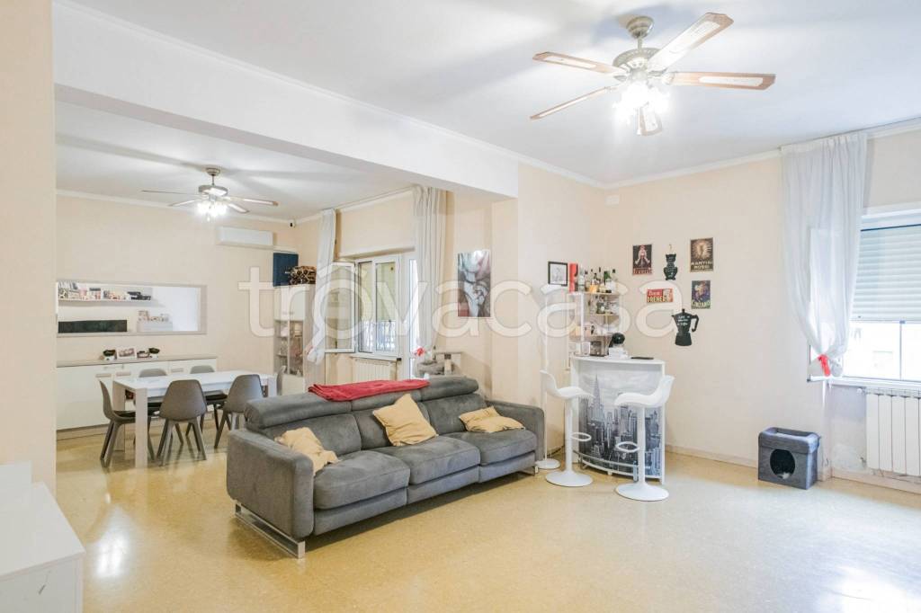 appartamento in vendita a Roma in zona Ostia