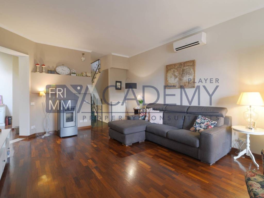 casa indipendente in vendita a Roma in zona Aurelio