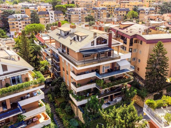 appartamento in vendita a Roma