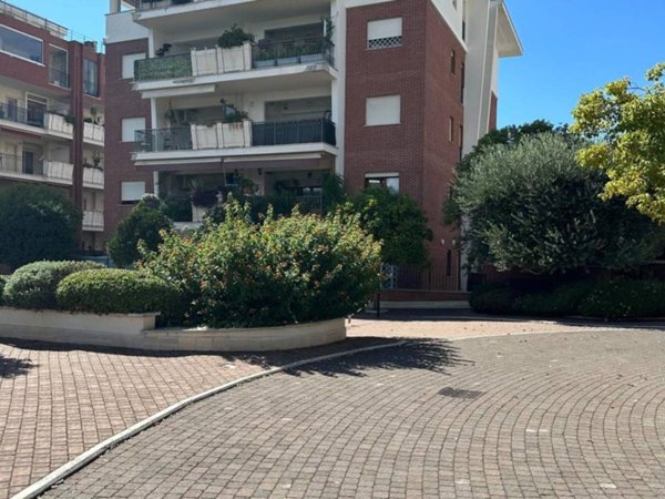 appartamento in vendita a Roma in zona Casalotti