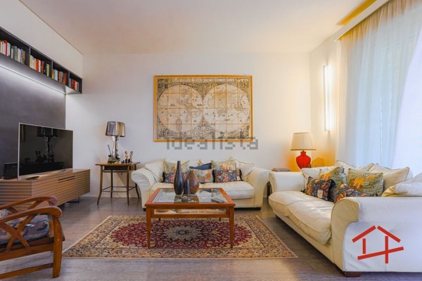 appartamento in vendita a Roma in zona EUR