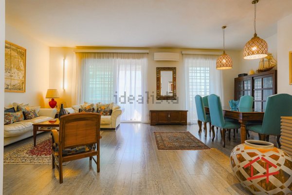 appartamento in vendita a Roma in zona EUR