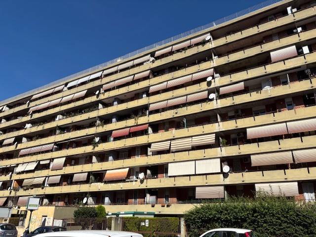 appartamento in vendita a Roma in zona Cinecittà