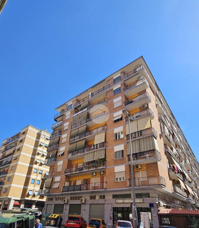 appartamento in vendita a Roma in zona Tuscolano