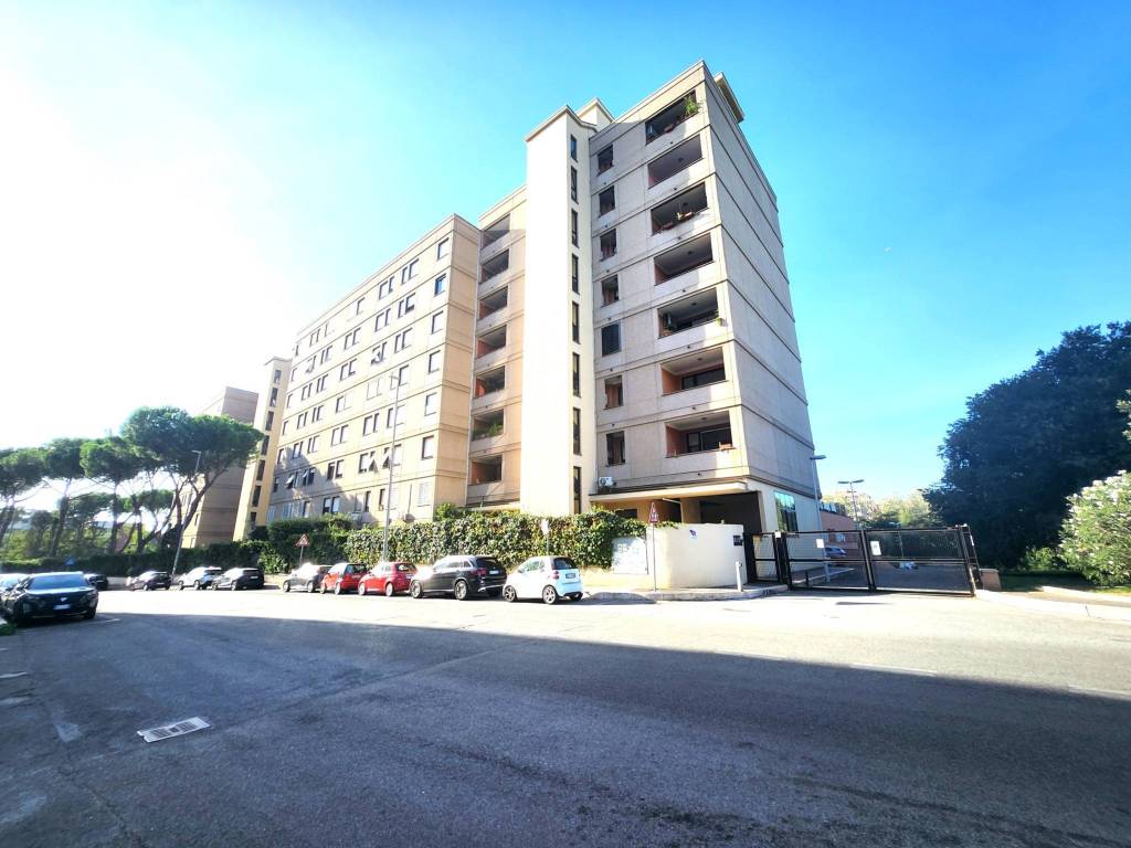 appartamento in vendita a Roma in zona Torrino