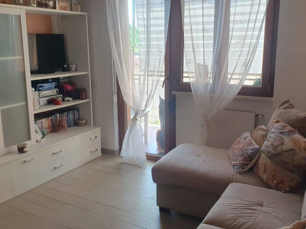 appartamento in vendita a Roma in zona Ostia