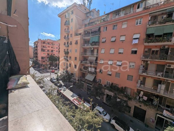 appartamento in vendita a Roma in zona Tuscolano