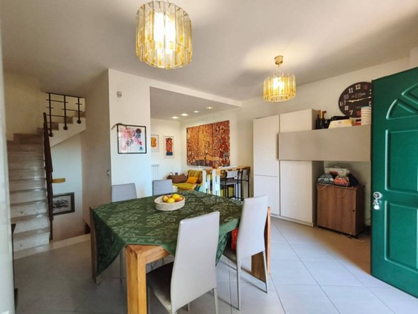 casa indipendente in vendita a Roma