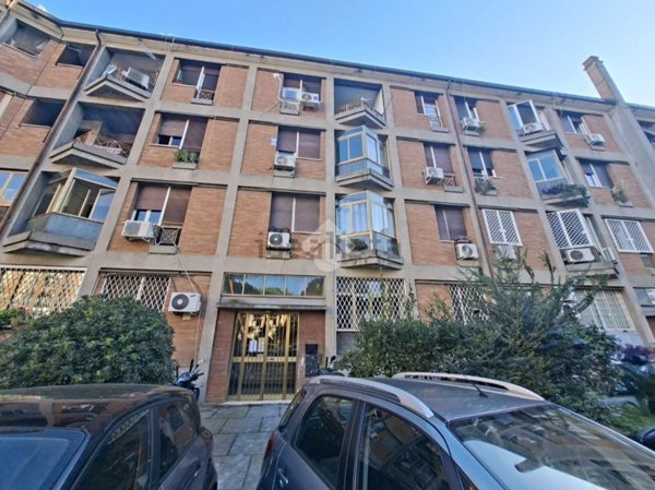 appartamento in vendita a Roma in zona Torre Spaccata