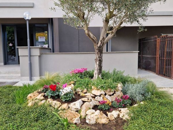 appartamento in vendita a Roma in zona Massimina/Casal Lumbroso