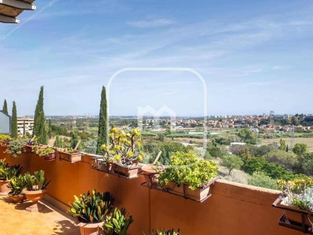 appartamento in vendita a Roma in zona Vitinia