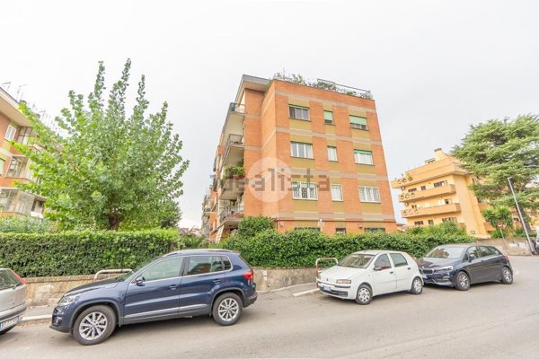 appartamento in vendita a Roma in zona Tor Vergata/Torrenova