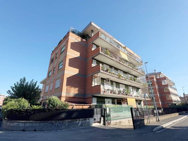 appartamento in vendita a Roma in zona Tor Vergata/Torrenova