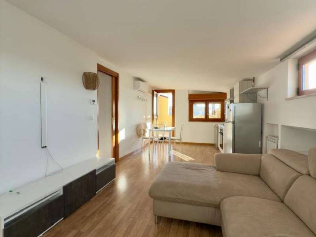 appartamento in vendita a Roma in zona Mezzocammino
