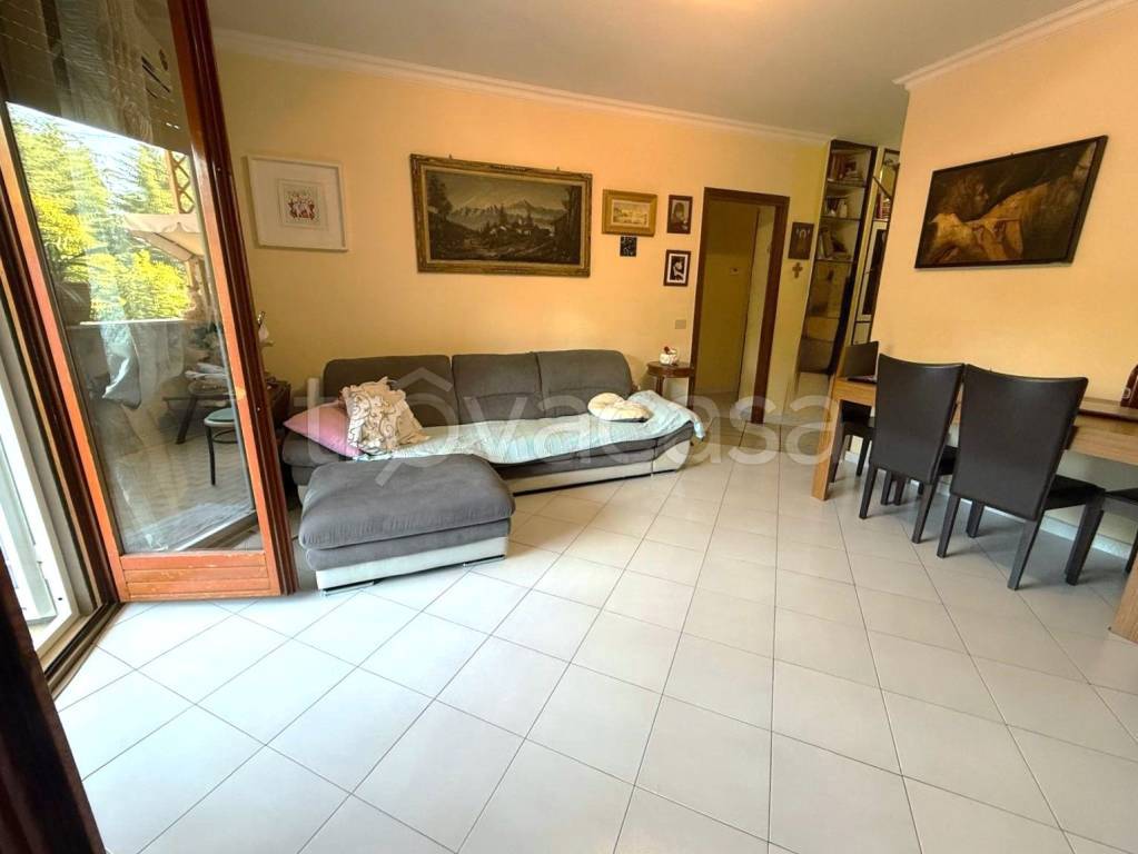appartamento in vendita a Roma in zona Ponte di Nona