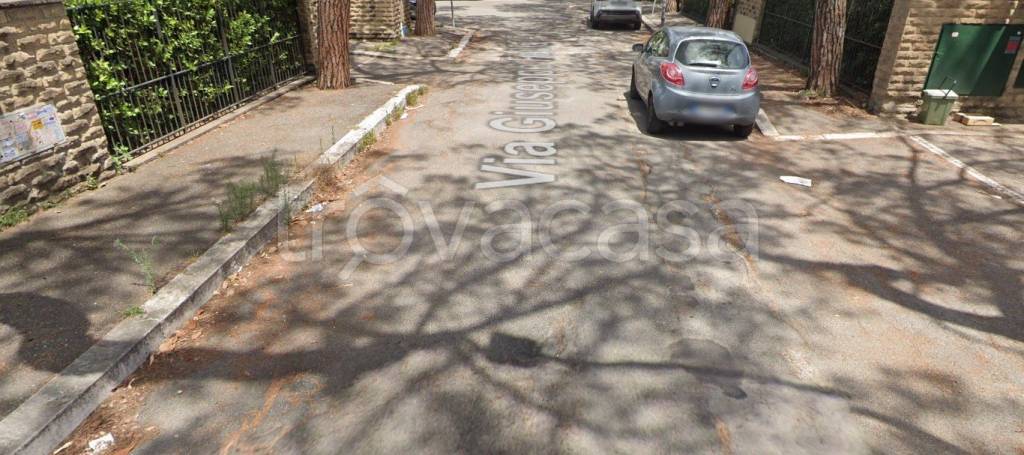 appartamento in vendita a Roma in zona Mostacciano