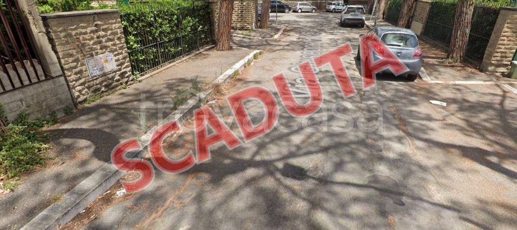 appartamento in vendita a Roma in zona Mostacciano